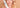 Extensionslöser mit natürlichen Inhaltsstoffen zum schonenden Entfernen von Tape-In Extensions – Rubin Extensions®