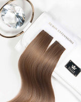 Verpackung der Keratin Bondings Haarsträhnen in Natur-Goldbraun, Premium Line – Rubin Extensions®