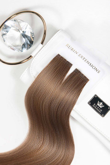 Verpackung der Keratin Bondings Haarsträhnen in Natur-Goldbraun, Premium Line – Rubin Extensions®