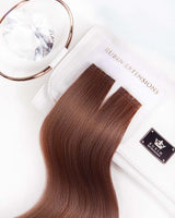 Geschenkverpackung der Keratin Bondings Haarsträhnen in Mahagoni-Braun, Premium Line – Rubin Extensions®
