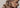 Frau mit unsichtbaren Tape-In Extensions im aktiven Alltag – Rubin Extensions®